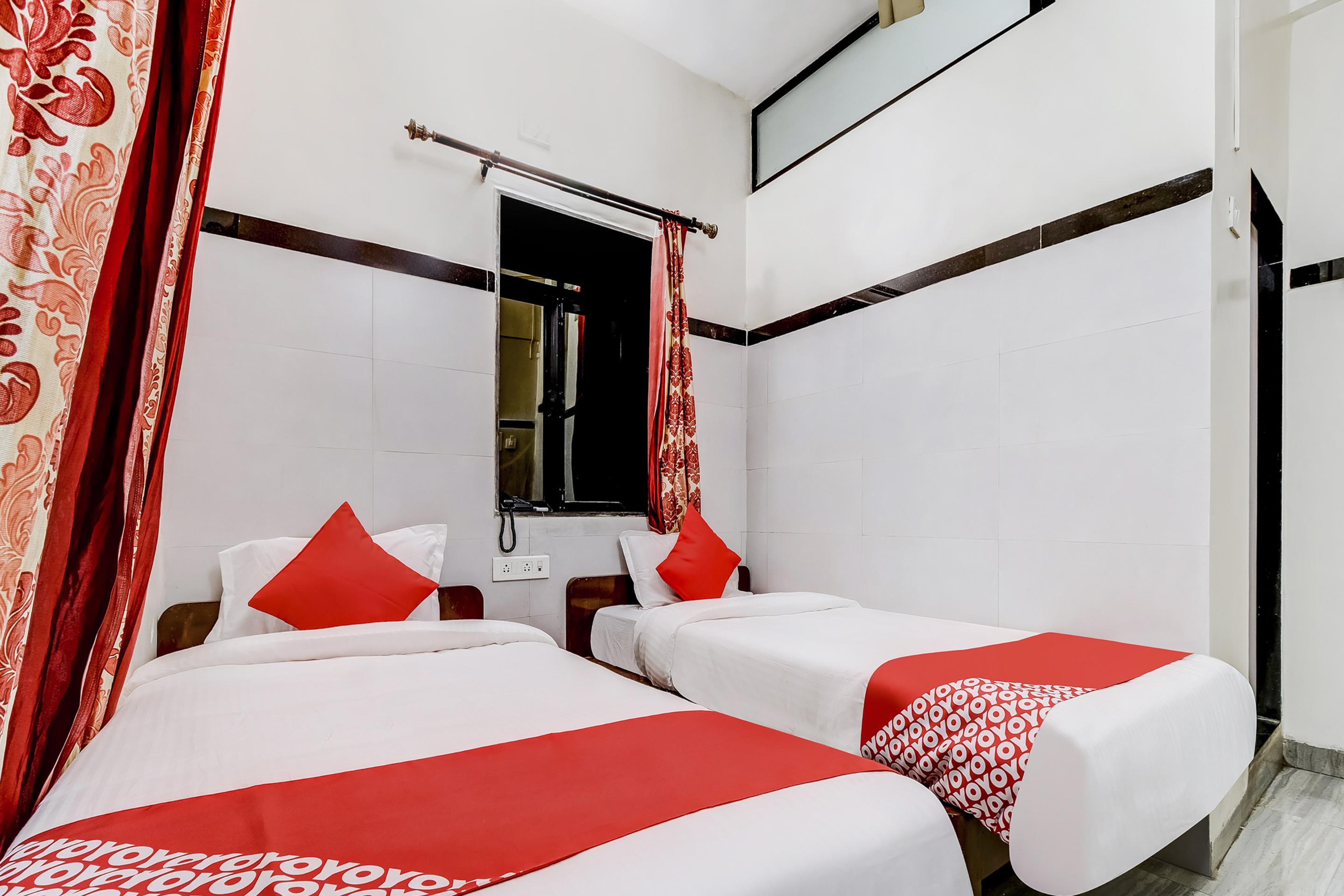 Super Oyo Hotel Dreamland มุมไบ ภายนอก รูปภาพ