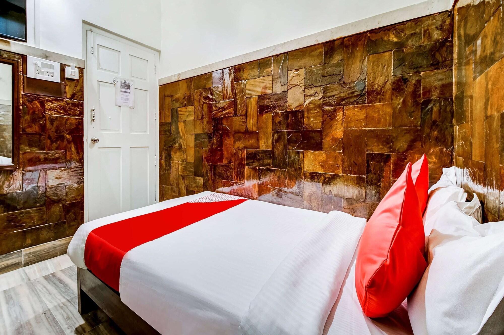 Super Oyo Hotel Dreamland มุมไบ ภายนอก รูปภาพ