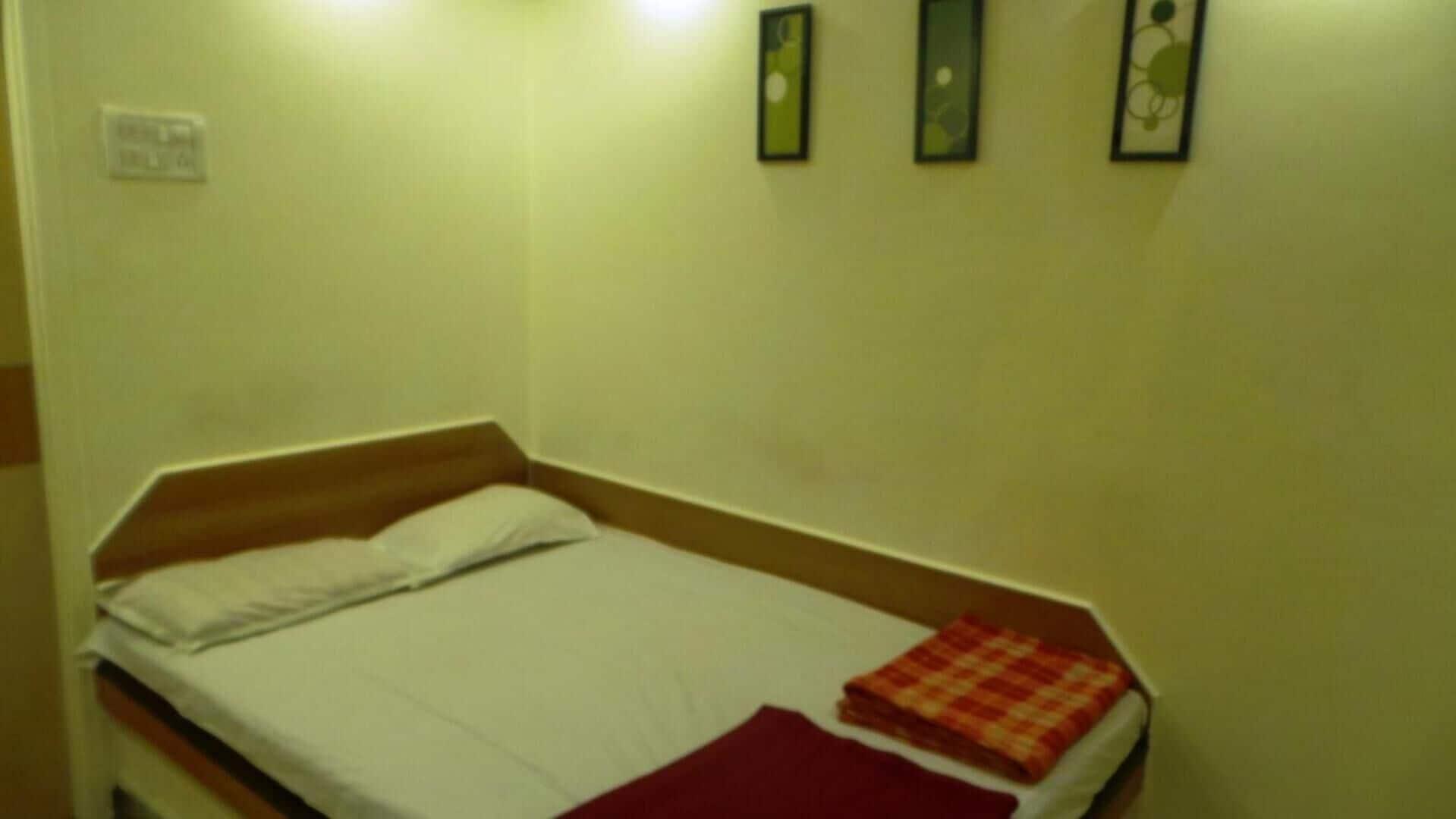 Super Oyo Hotel Dreamland มุมไบ ภายนอก รูปภาพ