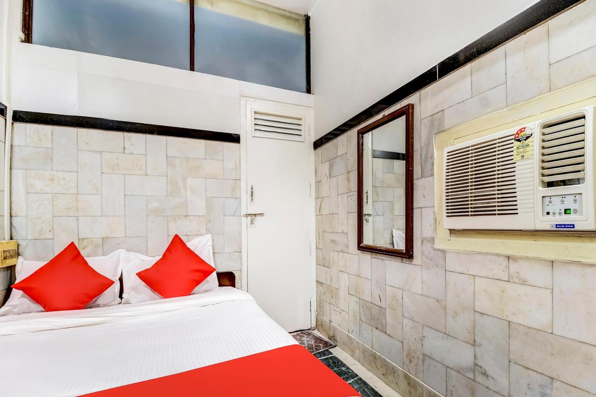Super Oyo Hotel Dreamland มุมไบ ภายนอก รูปภาพ
